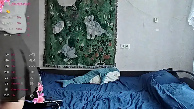 MiaLovelyOne online show from 02.09.26