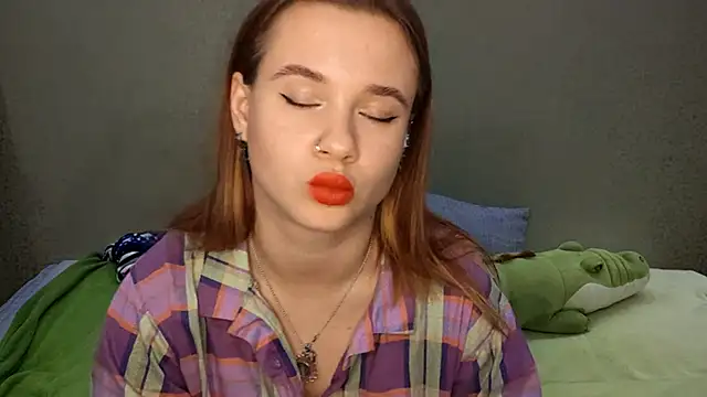 QuiveredFrown online show from 10.17.25