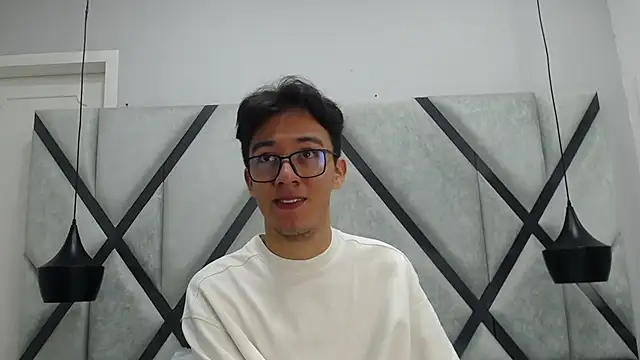 Austin Reeds online show from 10.18.25