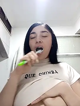 Snapshot of AbbyLewiis chatting on 12.03.25 AbbyLewiis online show from 12.03.25