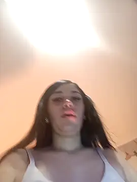 Snapshot of AbbyLewiis chatting on 12.05.25 AbbyLewiis online show from 12.05.25