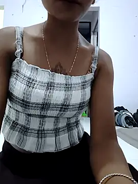 Snapshot of sexy_Lili_01 chatting on 10.07.25 sexy Lili 01 online show from 10.07.25