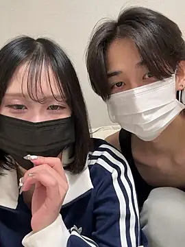 Snapshot of RAITO_ST chatting on 11.20.25 RAITO ST online show from 11.20.25