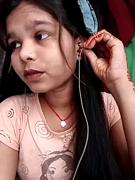 Snapshot of Gb_sunena chatting on 10.10.25 Gb sunena online show from 10.10.25