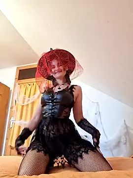 Nika aa online show from 10.21.25