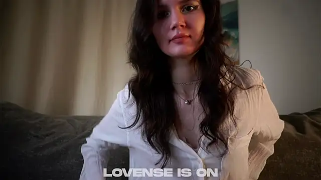 Snapshot of MarcyFrazee chatting on 11.03.25 MarcyFrazee online show from 11.03.25