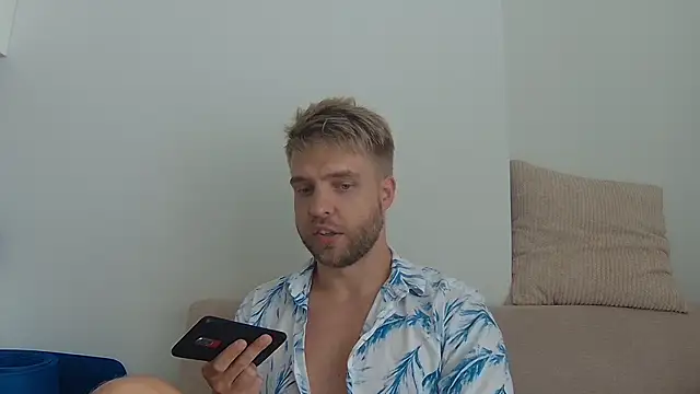 Sweetie Natasha online show from 04.04.26