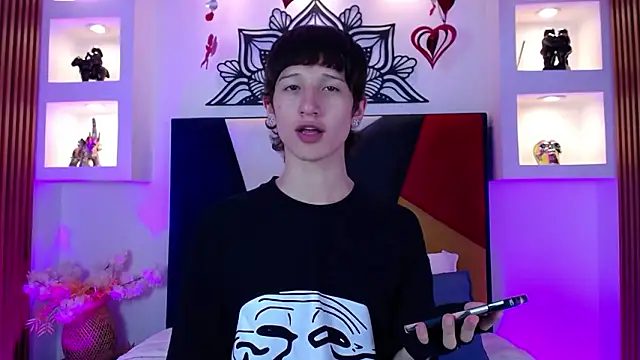 Snapshot of Emo_Boy_ chatting on 02.14.26 Emo Boy online show from 02.14.26