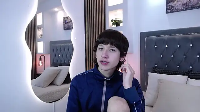 Snapshot of Emo_Boy_ chatting on 03.30.26 Emo Boy online show from 03.30.26