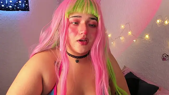 Emilycollei online show from 10.09.25