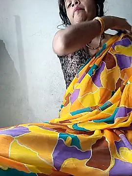 Sexy Riya Bhabhi online show from 10.19.25