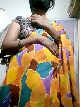 Sexy Riya Bhabhi online show from 11.24.25