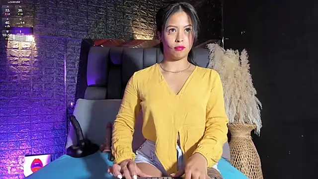 Assia Roos online show from 05.31.26