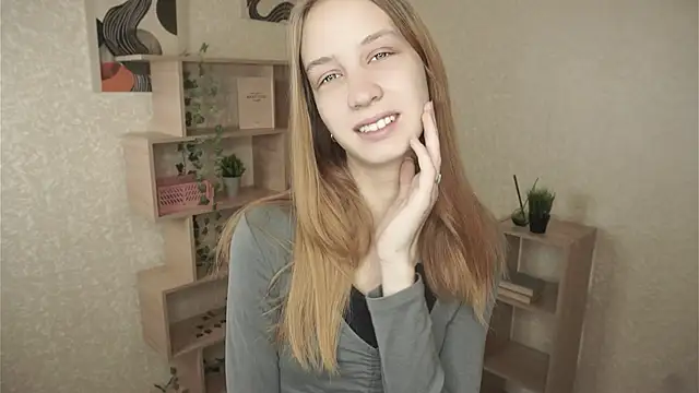 IveyColley online show from 10.21.25