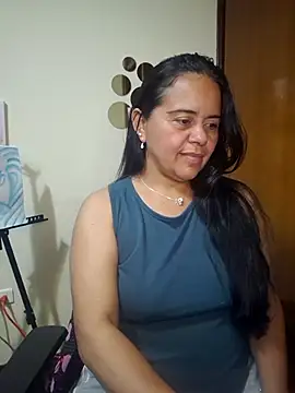 Miss  kendra  online show from 10.21.25