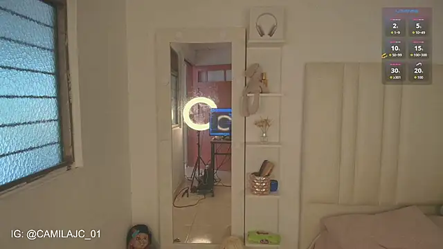 Snapshot of KIMMIE_01 chatting on 02.18.26 KIMMIE 01 online show from 02.18.26