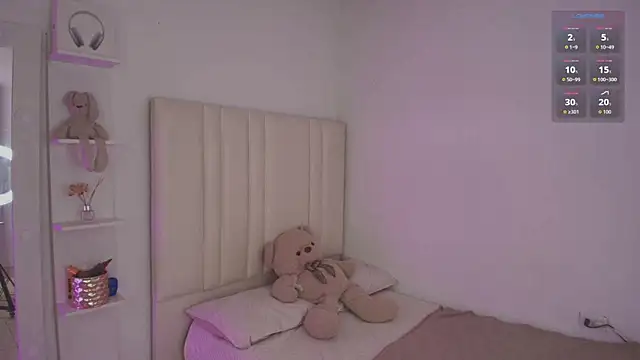 Snapshot of KIMMIE_01 chatting on 02.27.26 KIMMIE 01 online show from 02.27.26