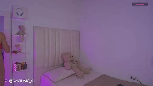 Snapshot of KIMMIE_01 chatting on 02.28.26 KIMMIE 01 online show from 02.28.26