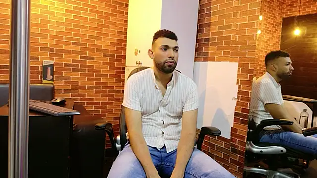 onlymen2025 online show from 10.21.25