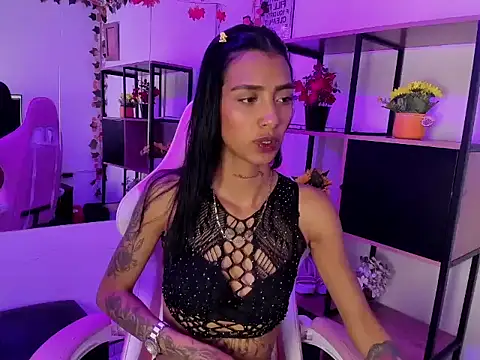 KarlaSlutSkinny   online show from 02.05.26