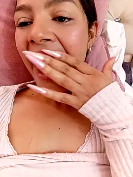 MeganHillss online show from 12.05.25