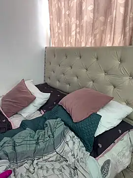 MeganHillss online show from 12.19.25