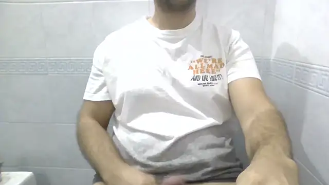 Snapshot of sci69 chatting on 11.15.25 sci69 online show from 11.15.25