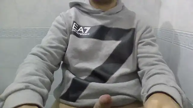 Snapshot of sci69 chatting on 11.20.25 sci69 online show from 11.20.25