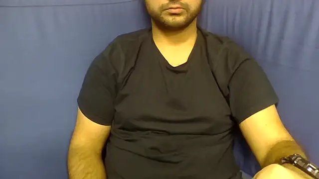 Snapshot of sci69 chatting on 11.26.25 sci69 online show from 11.26.25