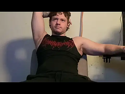 Snapshot of Skol_100802 chatting on 11.26.25 Skol 100802 online show from 11.26.25