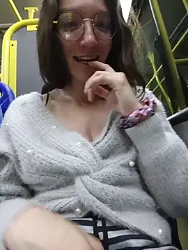 Lucy colee online show from 11.17.25