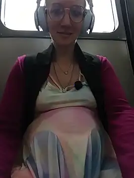 Lucy colee online show from 12.18.25