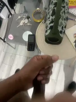 Snapshot of j_ratid chatting on 11.22.25 j ratid online show from 11.22.25