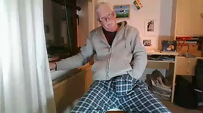 super-snoopy online show from 12.20.24