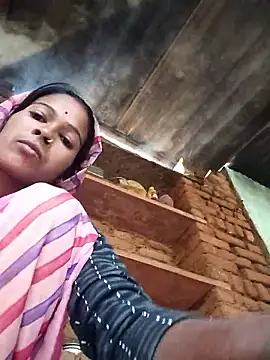 Snapshot of Co_punam chatting on 10.12.25 Co punam online show from 10.12.25