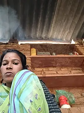 Snapshot of Co_punam chatting on 10.15.25 Co punam online show from 10.15.25