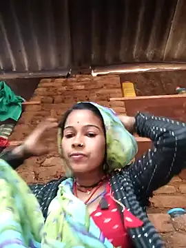 Snapshot of Co_punam chatting on 10.17.25 Co punam online show from 10.17.25