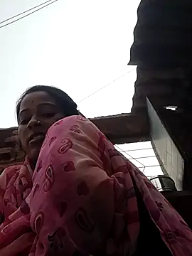 Snapshot of Co_punam chatting on 10.26.25 Co punam online show from 10.26.25