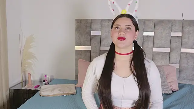 JulietaTorres  online show from 11.06.25