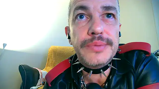 Snapshot of Nyctalopie8579 chatting on 11.09.25 Nyctalopie8579 online show from 11.09.25