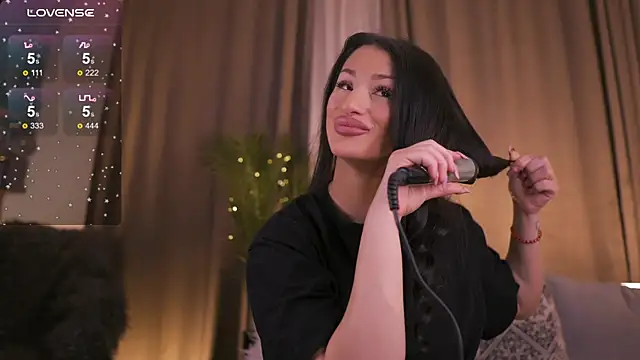 JessicaVerse online show from 04.14.26