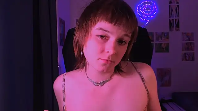 Snapshot of liquid0fluid0 chatting on 12.19.25 liquid0fluid0 online show from 12.19.25