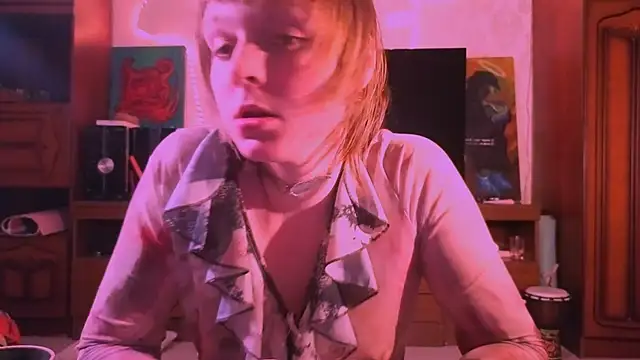 Snapshot of liquid0fluid0 chatting on 01.14.26 liquid0fluid0 online show from 01.14.26