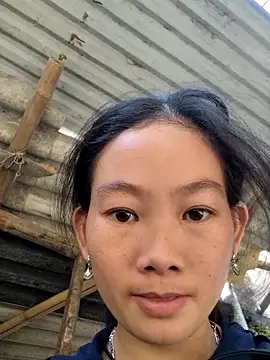 gio-thu online show from 11.24.25