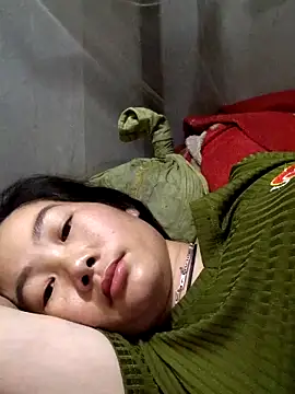 Snapshot of gio-thu chatting on 04.19.26 gio-thu online show from 04.19.26