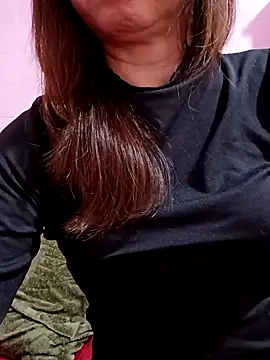 Snapshot of Jonaa99 chatting on 12.18.25 Jonaa99 online show from 12.18.25