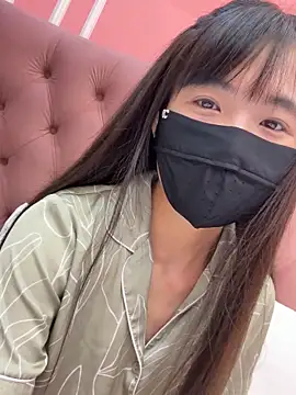 Snapshot of Ha_2660 chatting on 10.23.25 Ha 2660 online show from 10.23.25