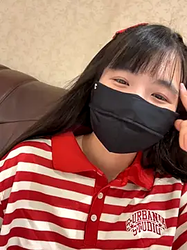 Snapshot of Ha_2660 chatting on 10.28.25 Ha 2660 online show from 10.28.25