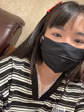 Snapshot of Ha_2660 chatting on 11.18.25 Ha 2660 online show from 11.18.25