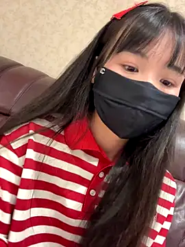 Snapshot of Ha_2660 chatting on 11.23.25 Ha 2660 online show from 11.23.25